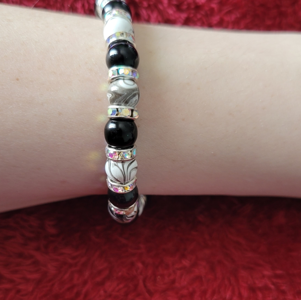 Handmade bracelet - Picture 2 of 4